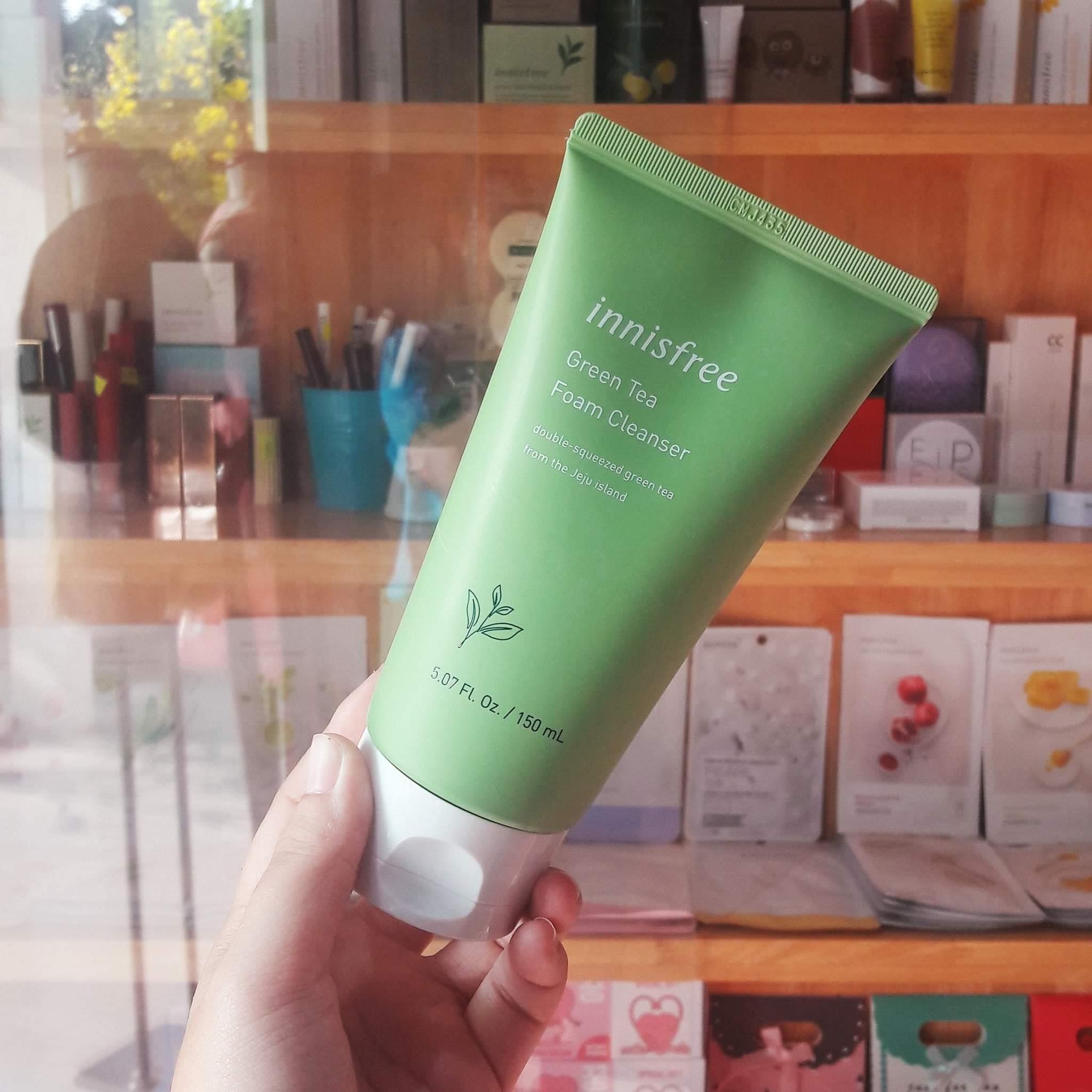 Sữa Rửa Mặt Chiết Xuất Từ Trà Xanh Innisfree Green Tea Foam Cleanser
