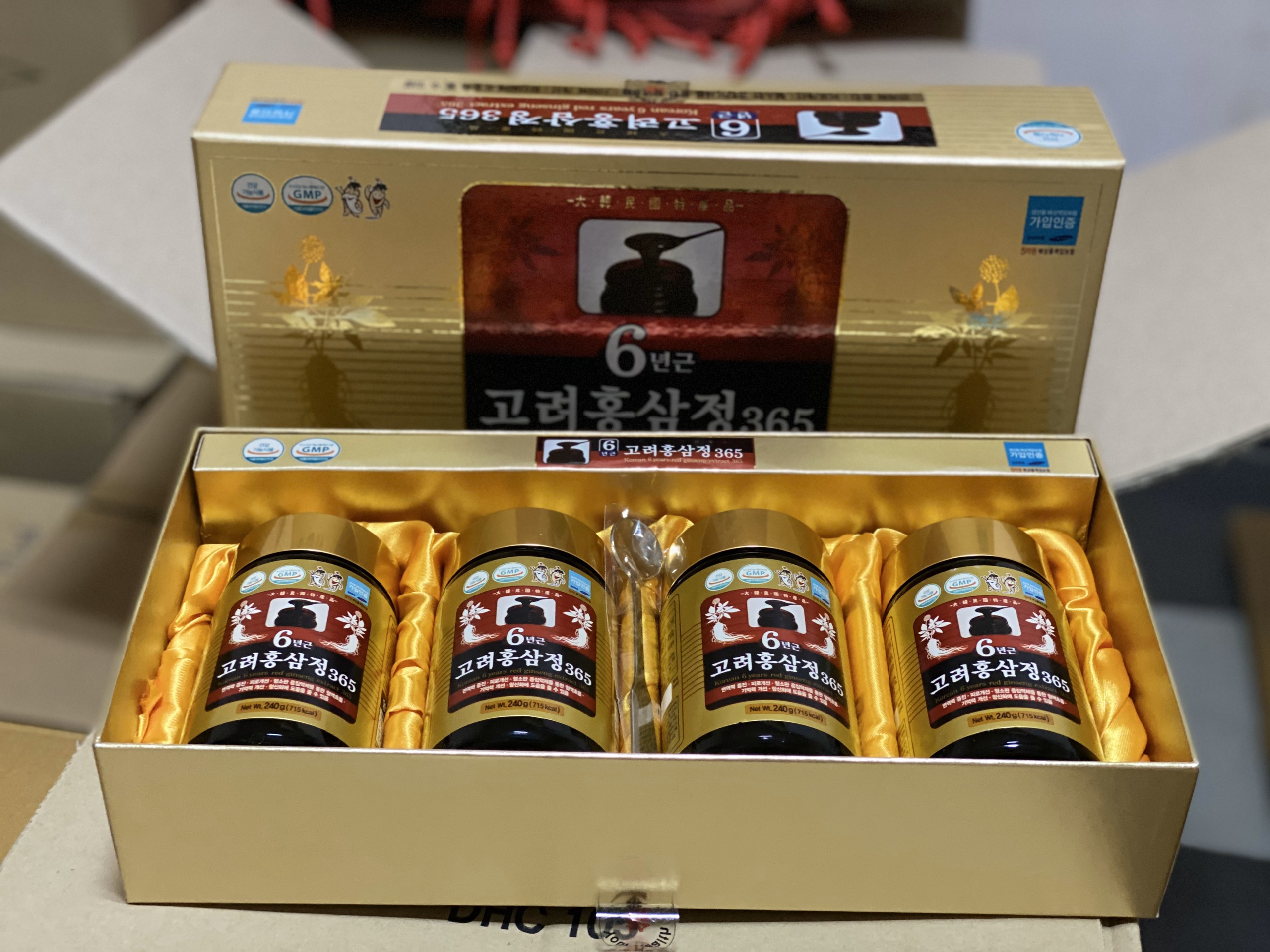 Cao Hồng Sâm đậm đặc 70% Hàn Quốc 365 Hộp 4 lọ x 240ml -  Bồi bổ, phục hồi sức khỏe, nâng cao thể trạng cho người ốm yếu