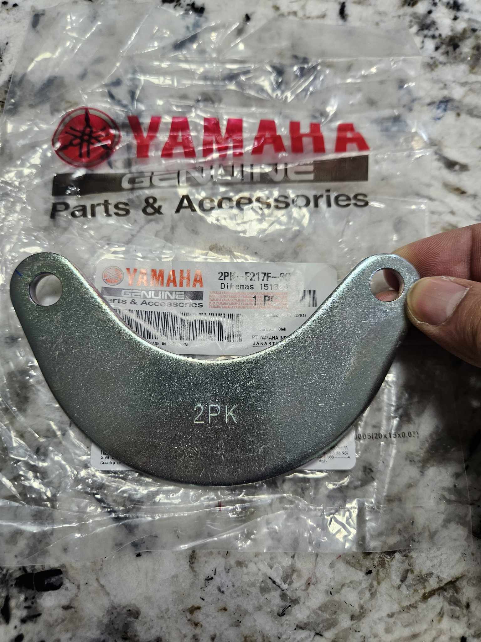 Pat phuộc sau Yamaha R15v3 chính hãng nhập Indonesia