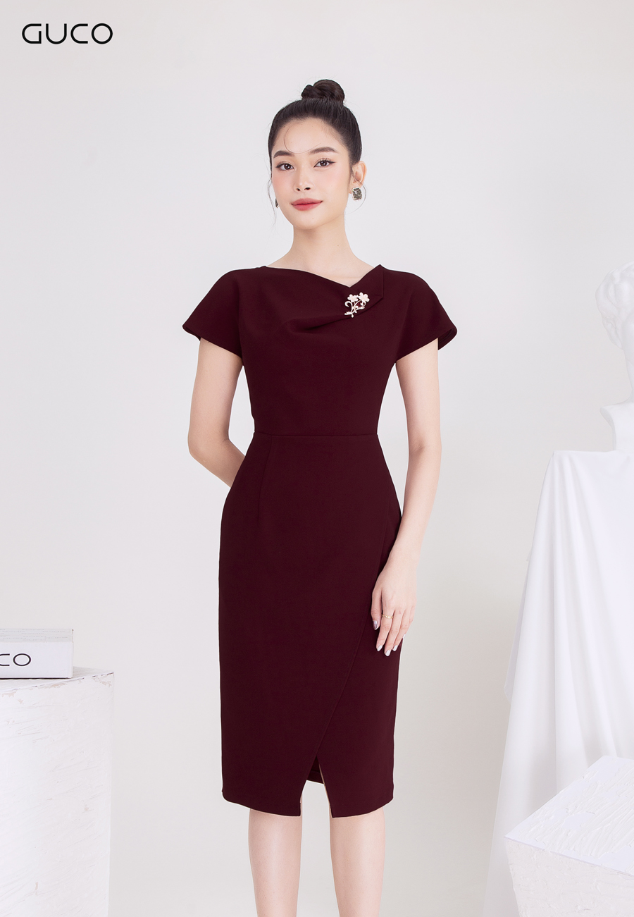 Đầm body dự tiệc cổ đổ đắp tà 3957 guco đỏ
