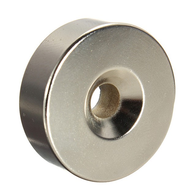 nam châm đất hiếm loại có lỗ 30x10 lỗ 6mm