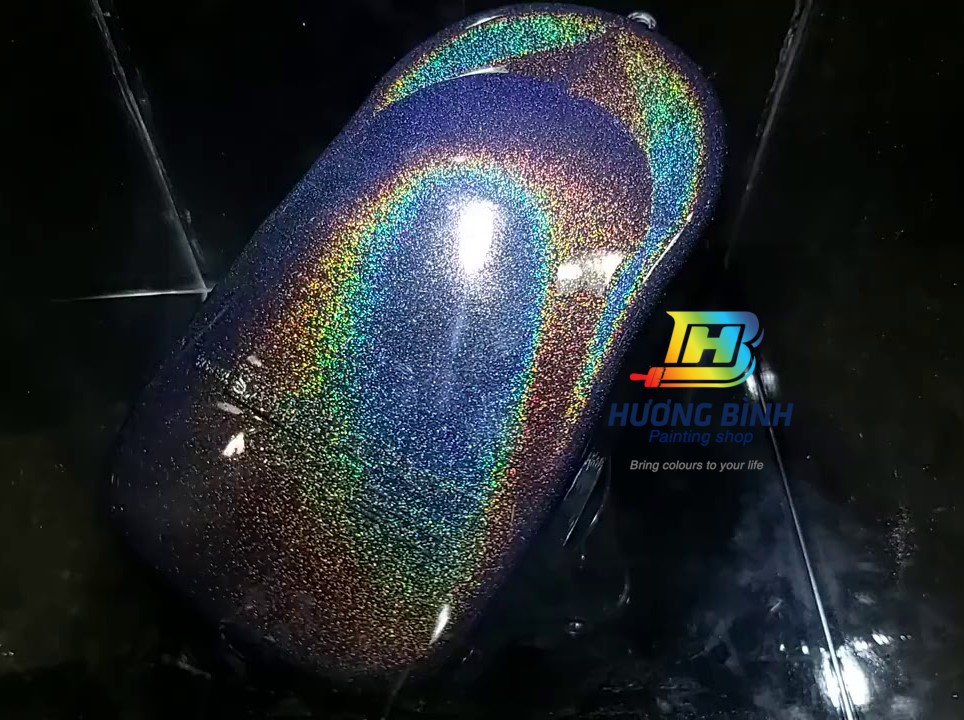 Sơn xịt Samurai màu Hologram - HG77 (cần sử dụng với nền màu Đen Mờ mới lên được màu chuẩn và đẹp)