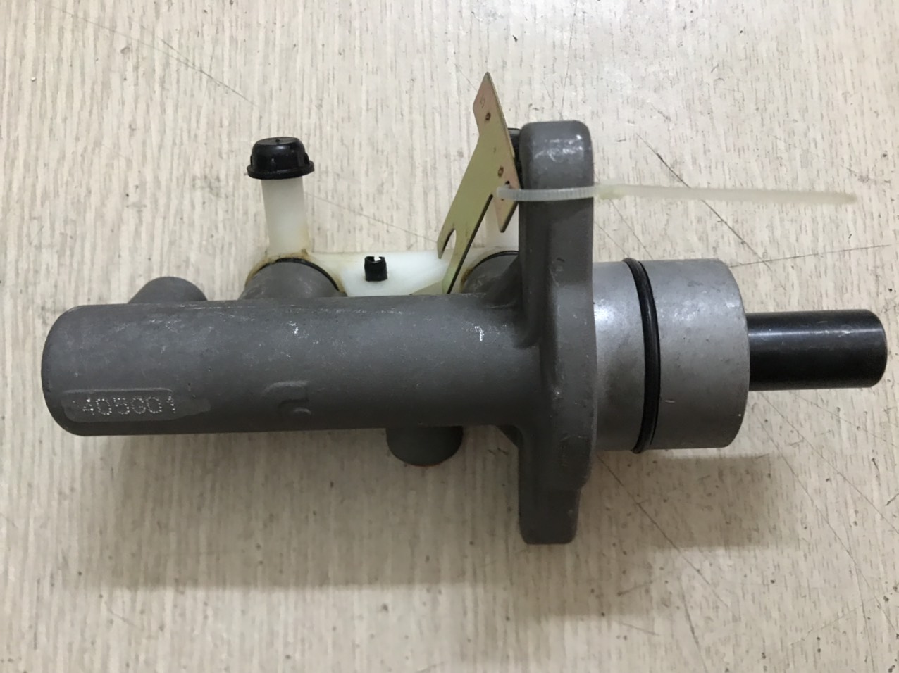Tổng Phanh Sym T880