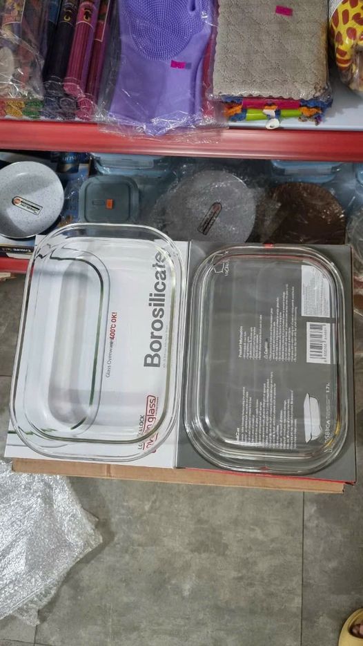 Khay thuỷ tinh chịu nhiệt hình chữ nhật 1.7 lít l.ock&l.ock llg588ca