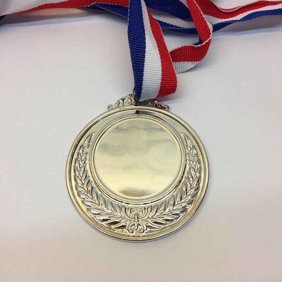 Huy chương : V à n g , Bạc , Đồng