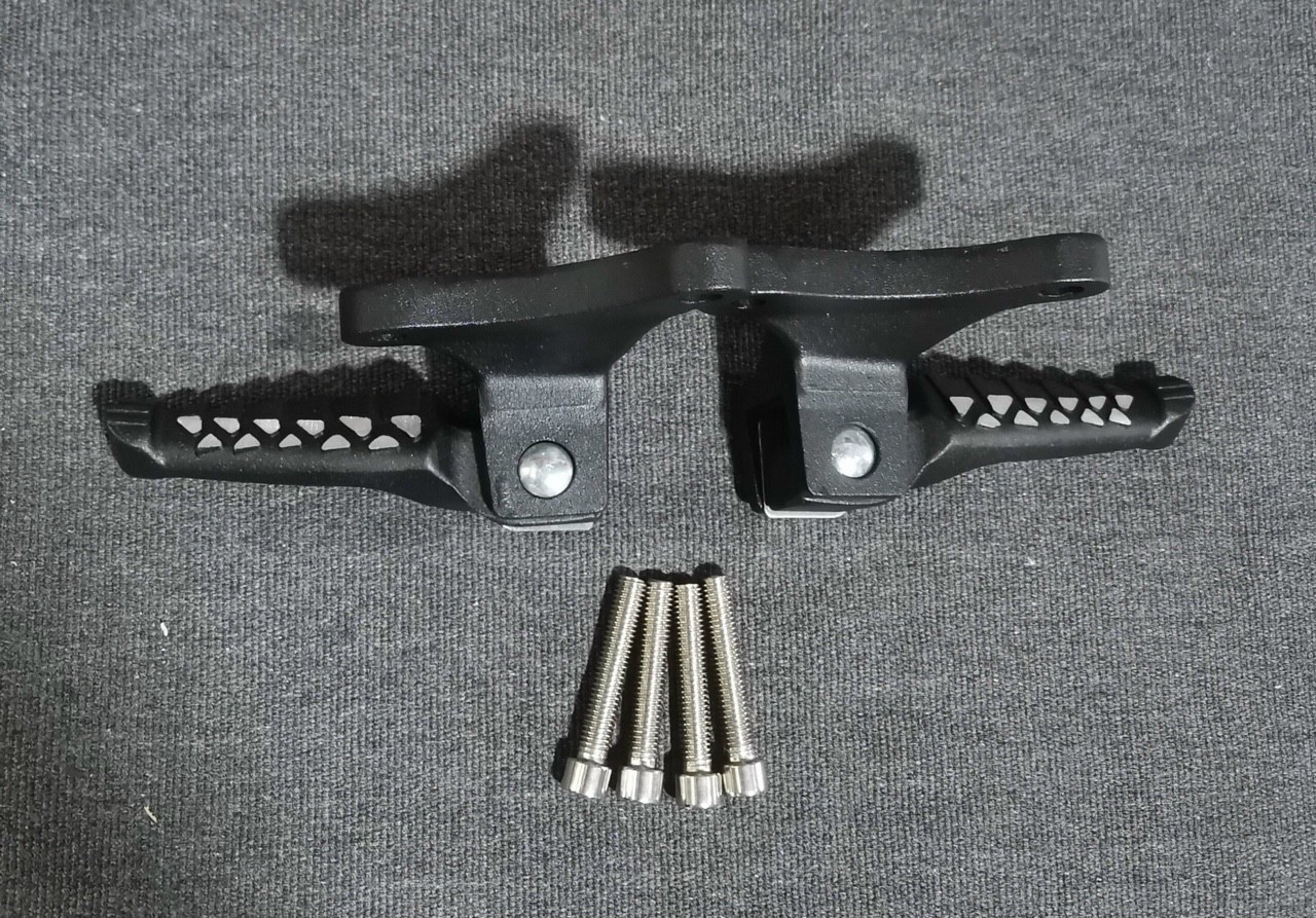 [HCM]GÁC CHÂN SAU EXCITER 150 SIÊU HOT ĐỒ CHƠI XE MÁY