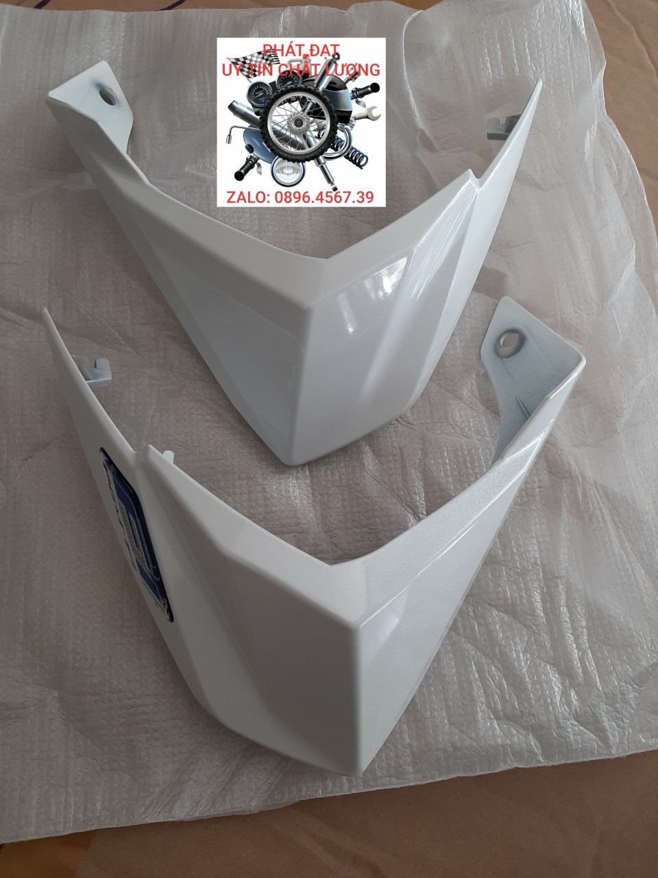 Cặp tai thỏ winner v1 màu trắng zin hãng - hondacó đủ màu