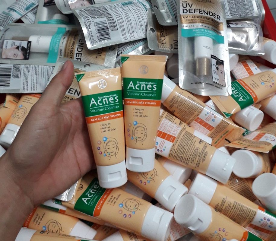 Sữa rửa mặt Acnes giảm thâm tuýp 25g