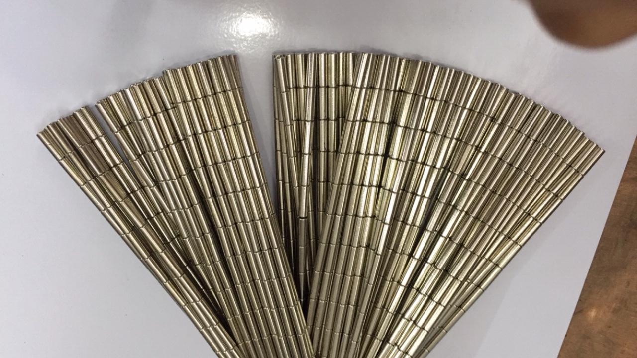 100 viên nam châm 3x10mm,nam châm viên đất hiếm lực từ siêu mạnh