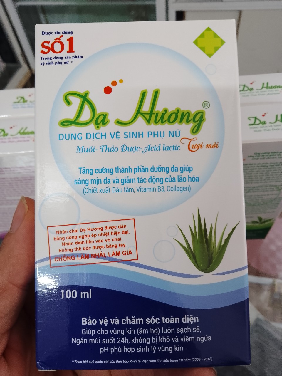 Dung dịch vệ sinh phụ nữ Dạ Hương 100ml