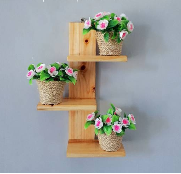 GIÁ TREO, KỆ TREO HOA CÂY CẢNH, ĐỒ LƯU NIỆM 3 TẦNG, trang trí trong nhà, gỗ thông tự nhiên đẹp KT 40x10x10 cm
