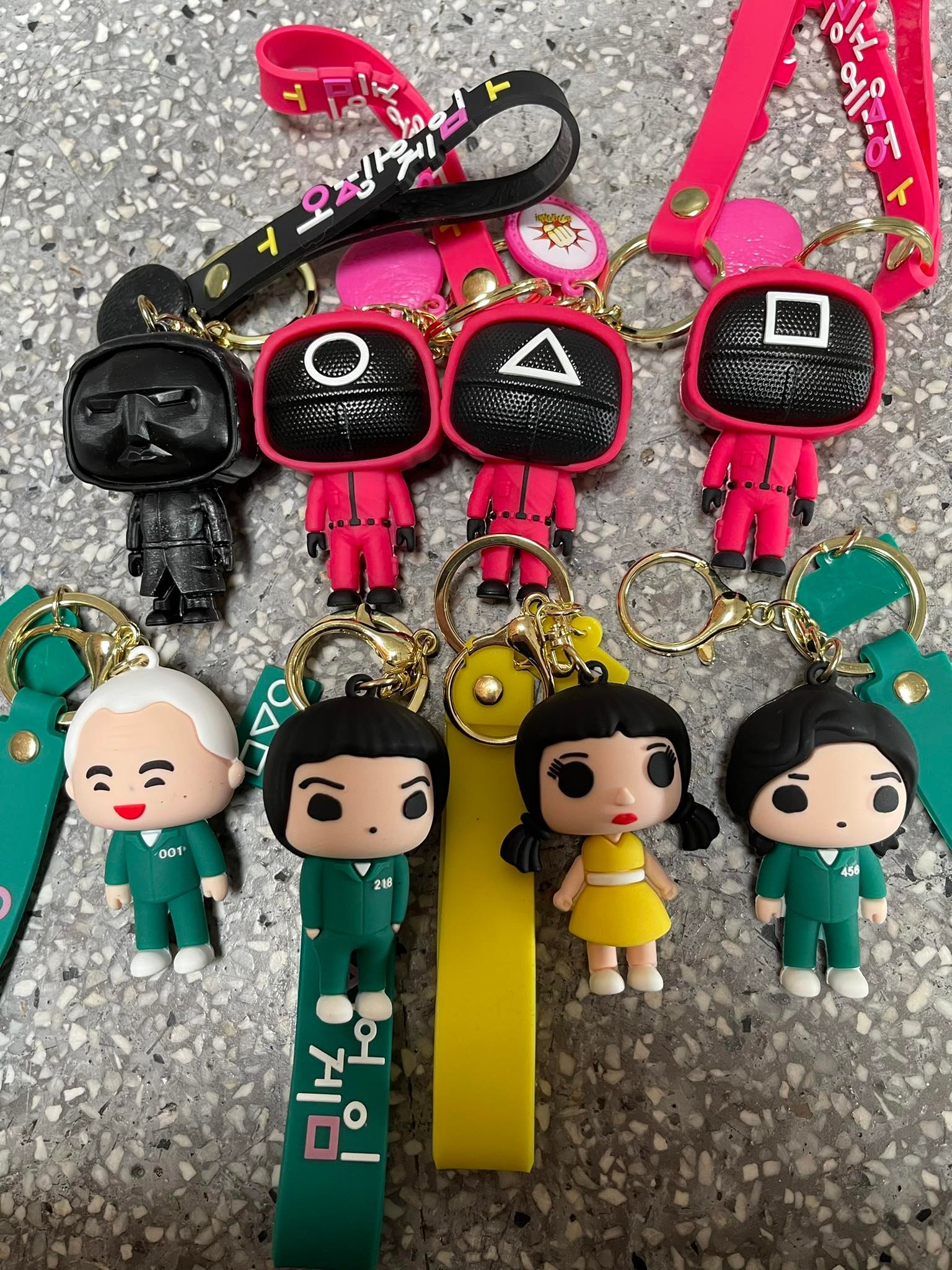 Móc khóa nhân vật Squid game Trò chơi con mực cao cấp