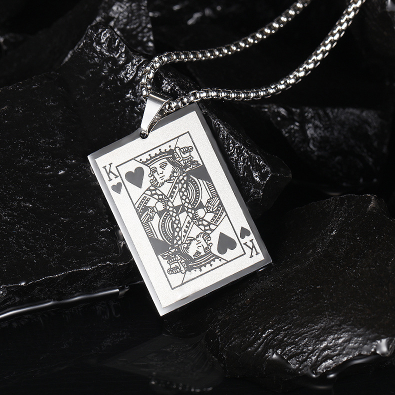 Vòng cổ nam nữ cao cấp hình quân bài K cơ mang ý nghĩa về sự hấp dẫn của bản thân đem đến nhiều cơ hội trong tình cảm và công việc-Mã 1704