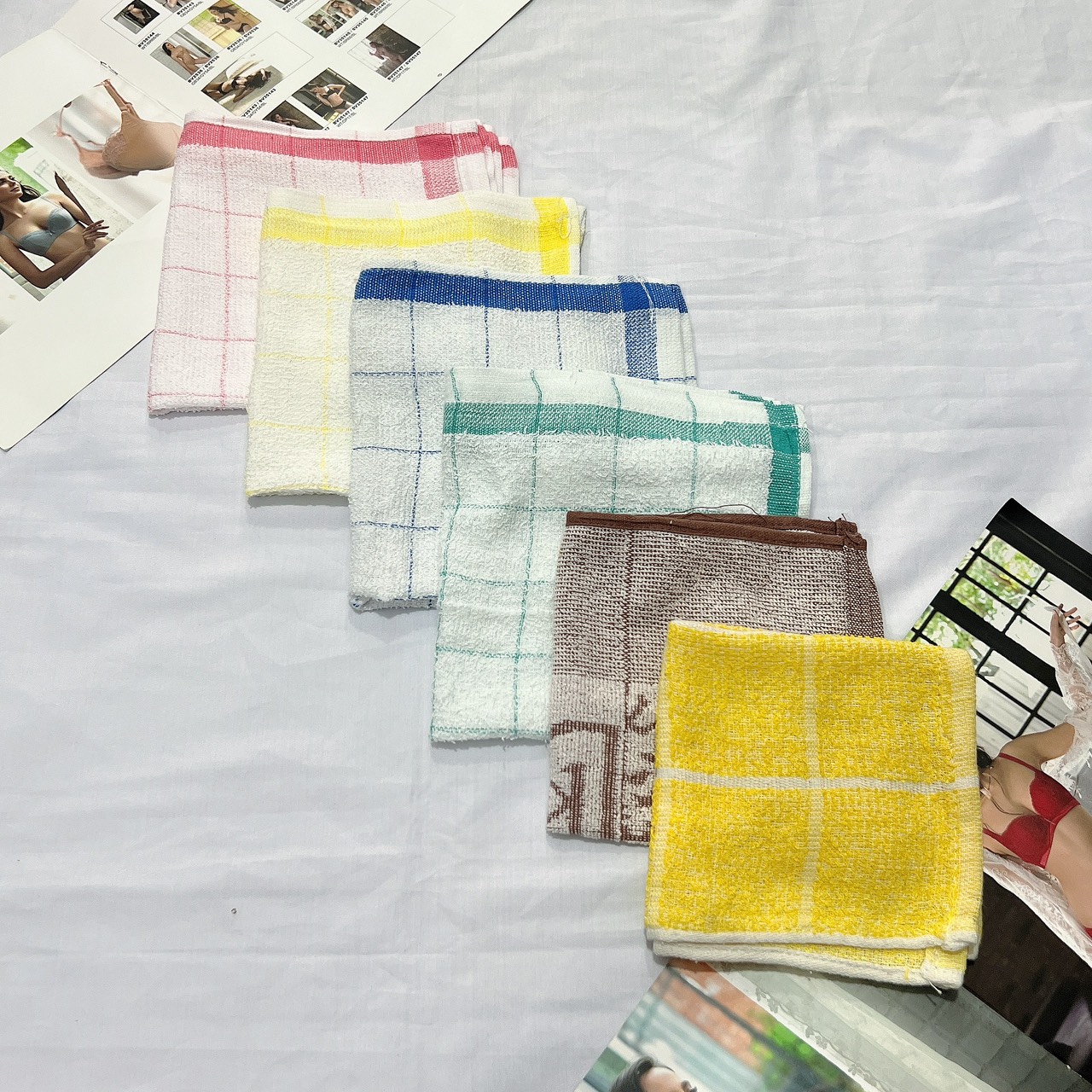 Khăn lau cotton cao cấp đa năng hình vuông thấm hút nước tốt bền màu không xù lông (shop giao màu ngẫu nhiên)