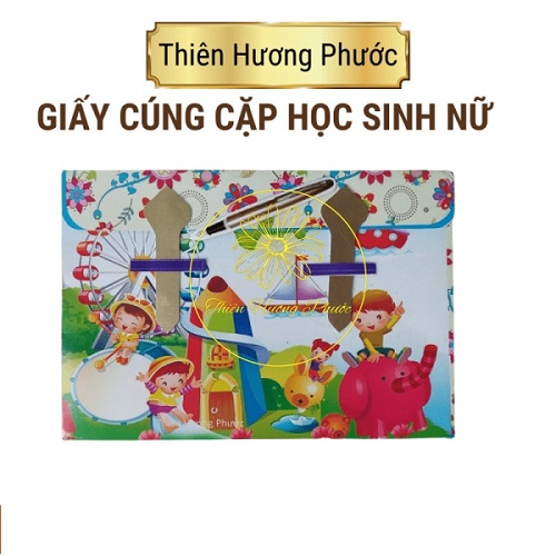Cặp học sinh cúng cho bé trai bé gái vàng mã