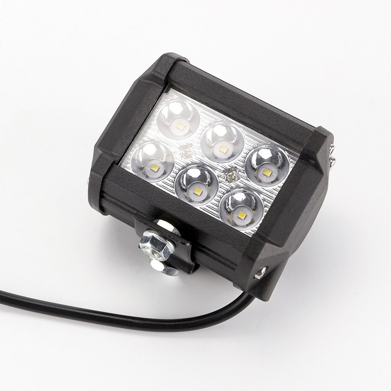 [HCM]Đèn Trợ Sáng 6 Bóng Vuông 18W [ Kèm công tắc ]