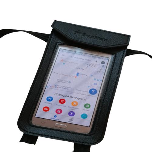 Túi ghi đông túi đứng để điện thoại treo xe máy chất liệu da tiện dụng mẫu mới 2020 có màu đen và nâu thiết kế gọn dễ sử dụng và ai cũng sử dụng được vì tiện dụng trong việc di chuyển bằng xe máy SUHA03