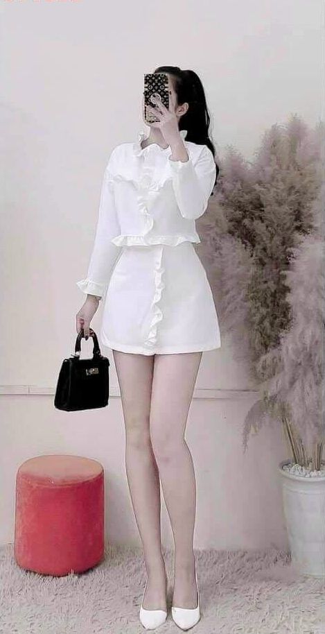 Áo kiểu tay dài nhún bèo dễ thương kèm chân váy set váy áo nữ hai màu