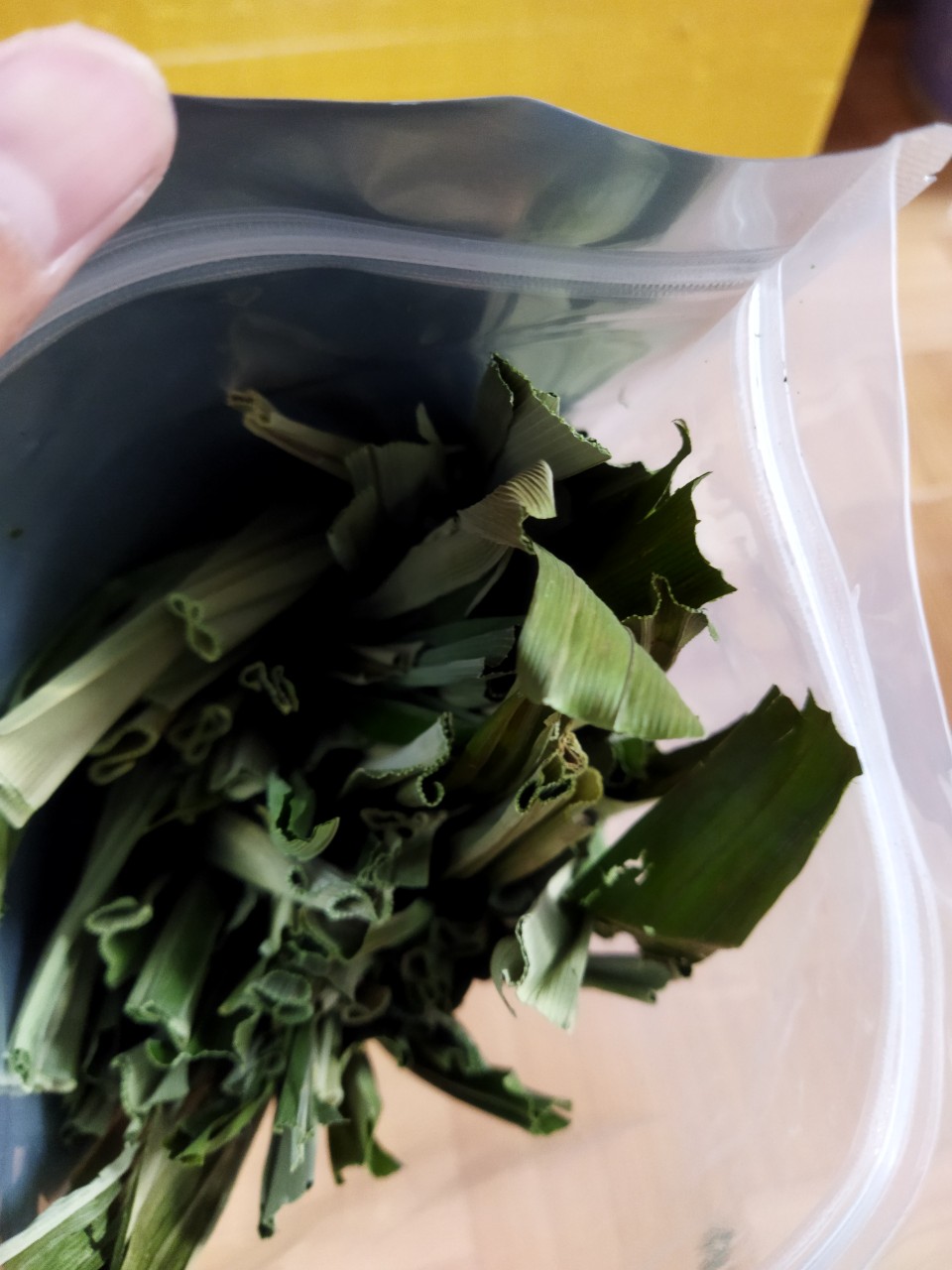 Lá dứa sây khô 100gr