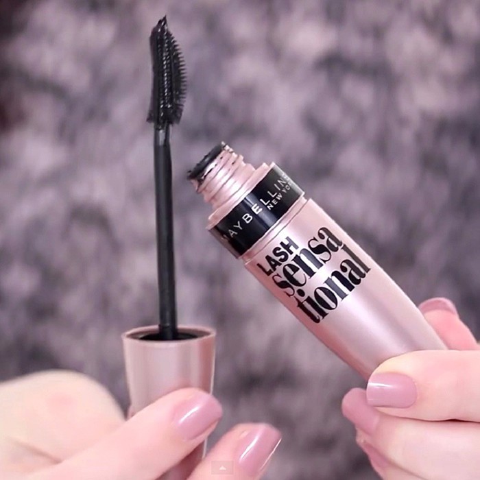 Mascara Maybelline lash sensational hồng nude