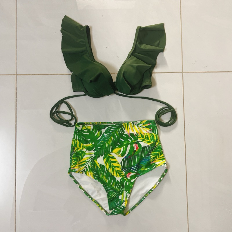 Bikini 2 mảnh áo gọng cánh tiên chéo xanh rêu mix quần lưng cao họa tiết tropical