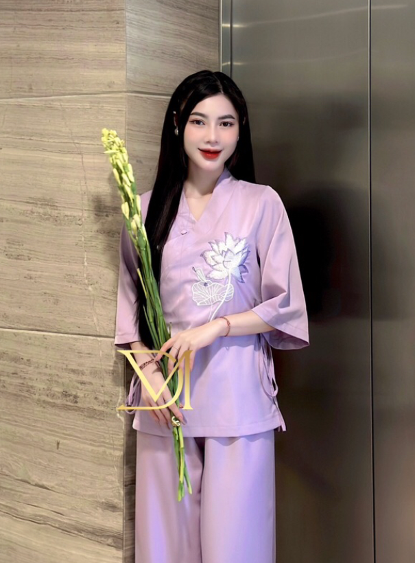 Pháp phục đi lễ đi chùa cổ chéo cột nơ thêu hoa sen