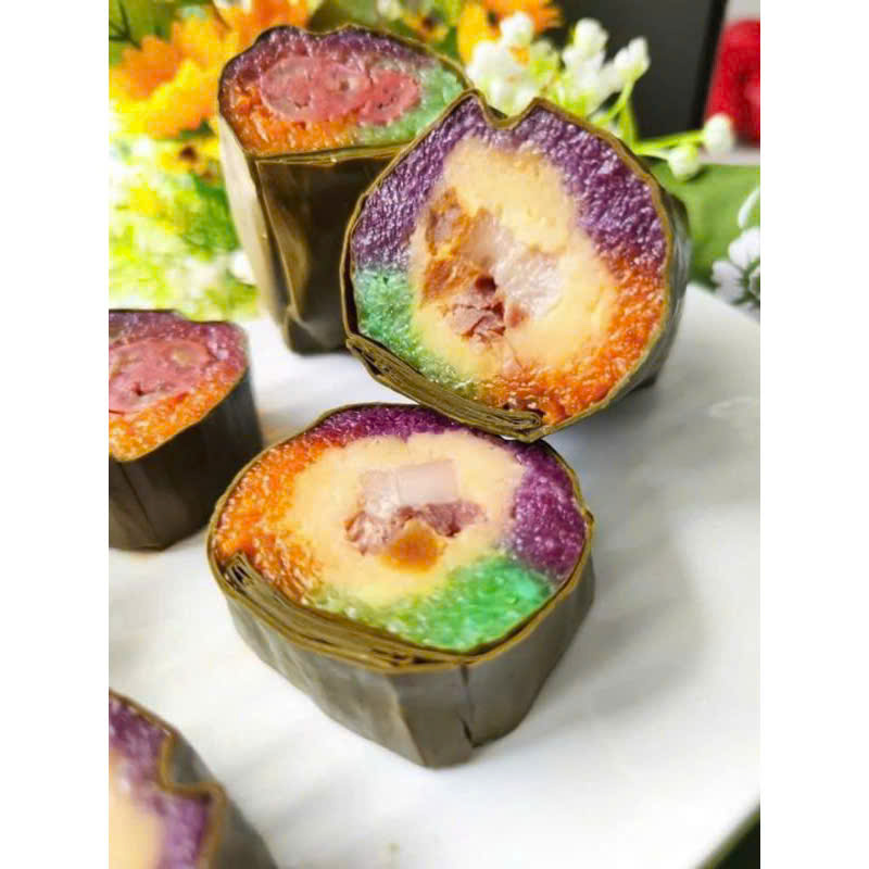 Bánh Tét 3 Màu Trứng Muối Siêu HOT - Đòn 700gr ngon