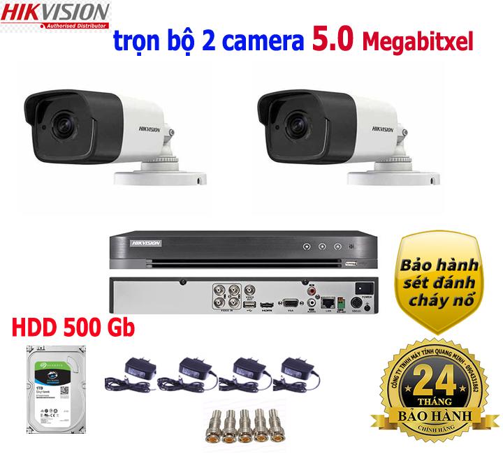Trọn bộ 2 camera Hikvision 5.0 Megapixel gồm 1 đầu ghi hình 5Mp + 2 cam thân lắp trong nhà ngoài trời + ổ cứng 500GB + kèm phụ kiện đầy đủ