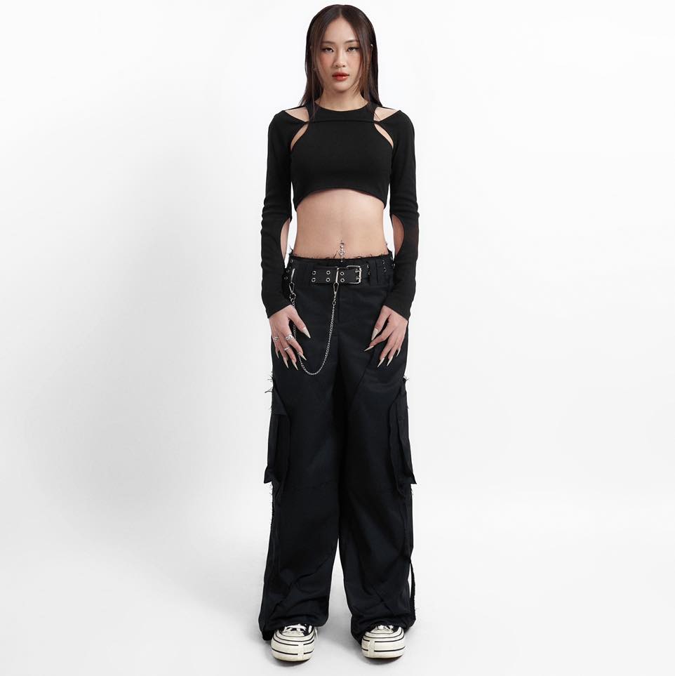 Áo croptop onyx onism màu đen - croptop onism