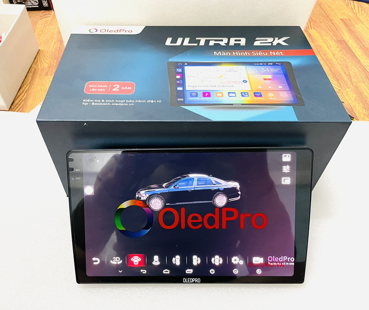 Màn Hình Android Ô Tô OLEDPRO Ultra 2k, lỗi 1 đổi 1