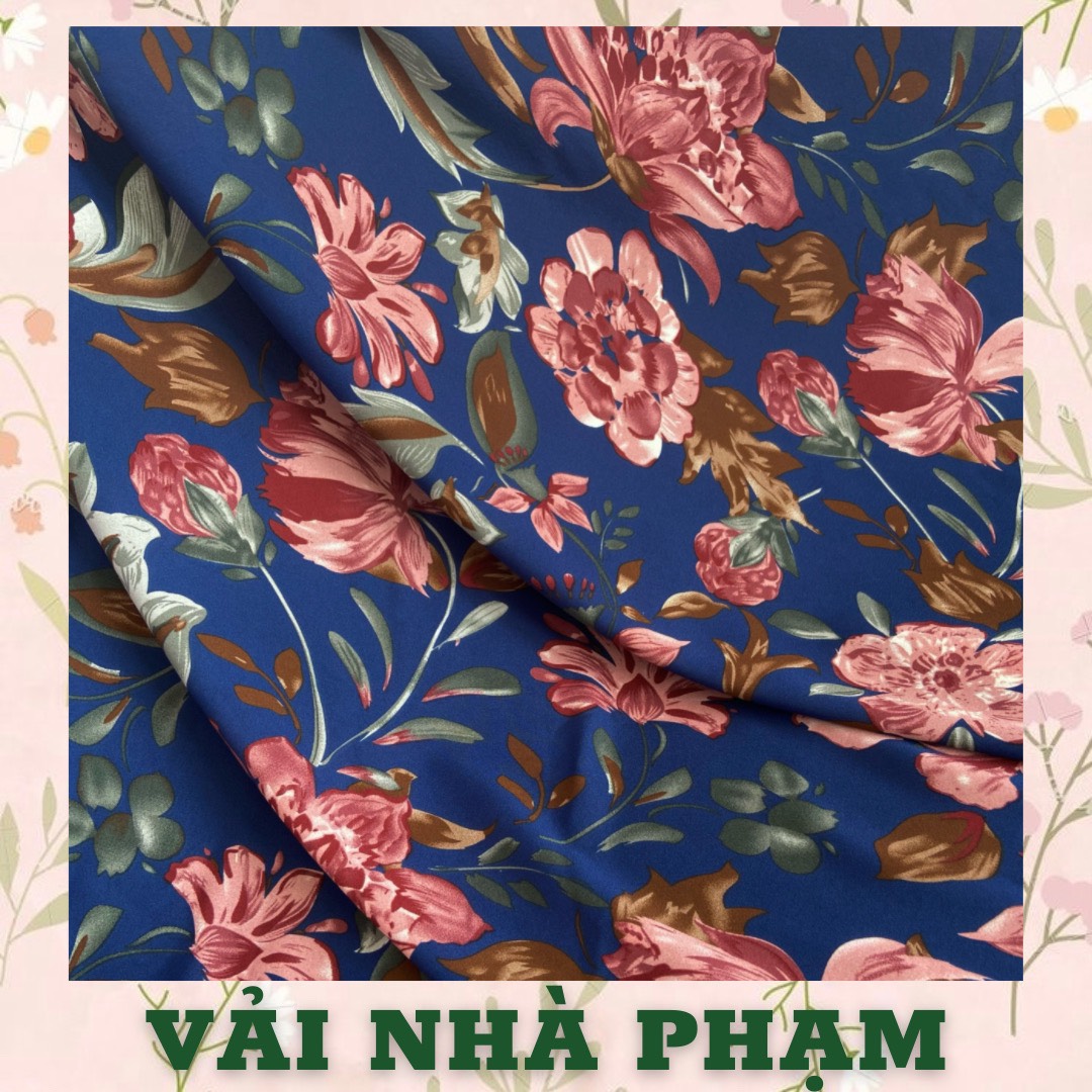 Lụa cát họa tiết hoa to nền xanh đen - khổ 1.5m - vải nhà phạm