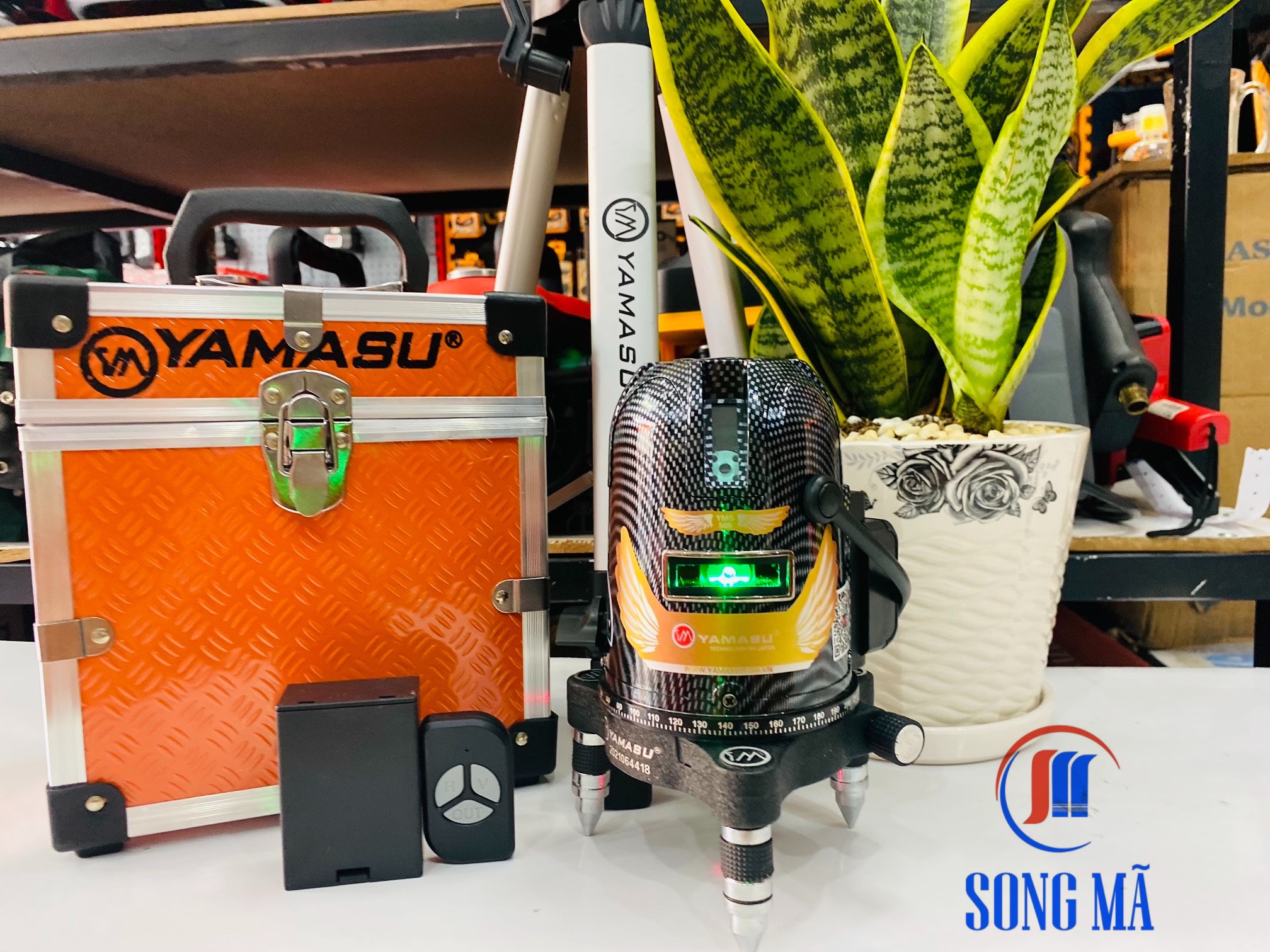 Máy laser cân bằng 5 tia xanh yamasu yms-s500