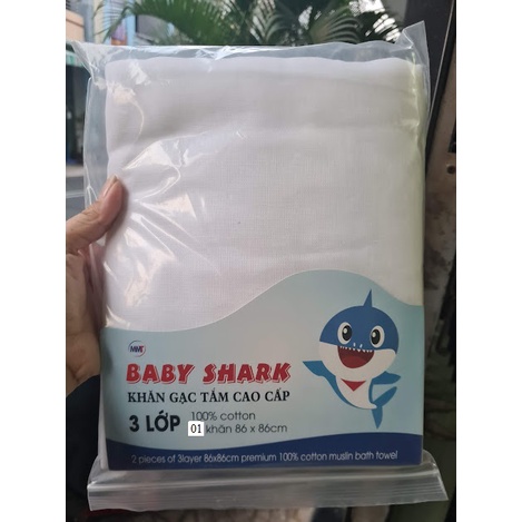 Khăn tắm 3 lớp baby shark dành cho bé