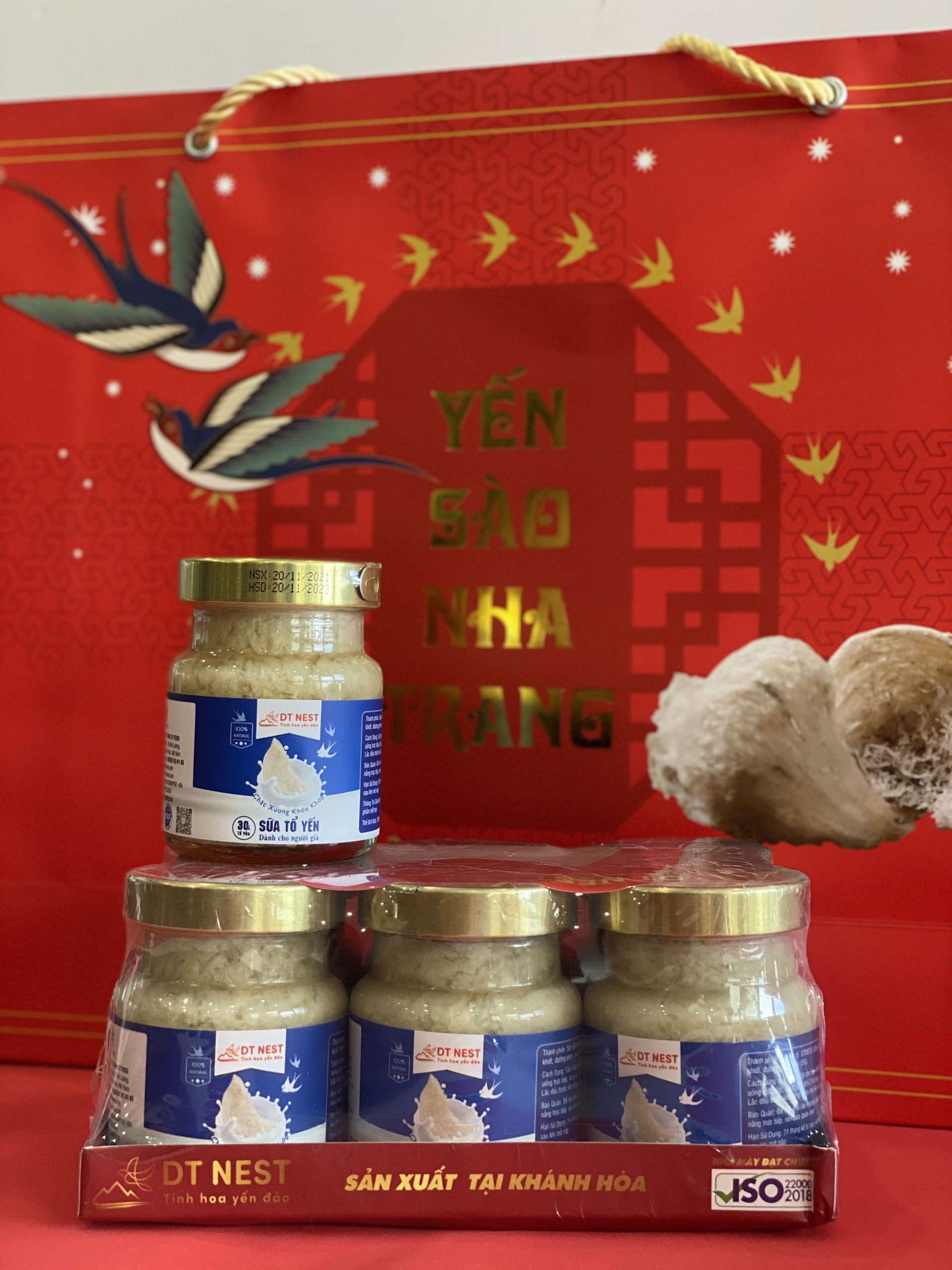 Sữa tổ yến chưng dành cho người già