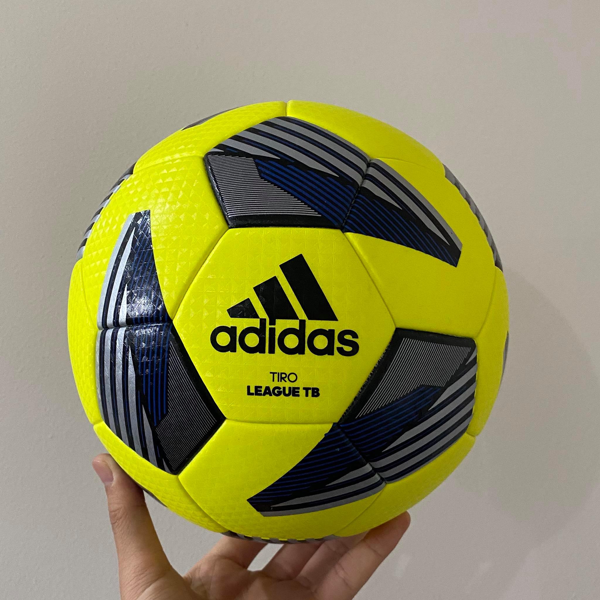 BÓNG ĐÁ ADIDAS CHÍNH HÃNG GIÁ TỐT