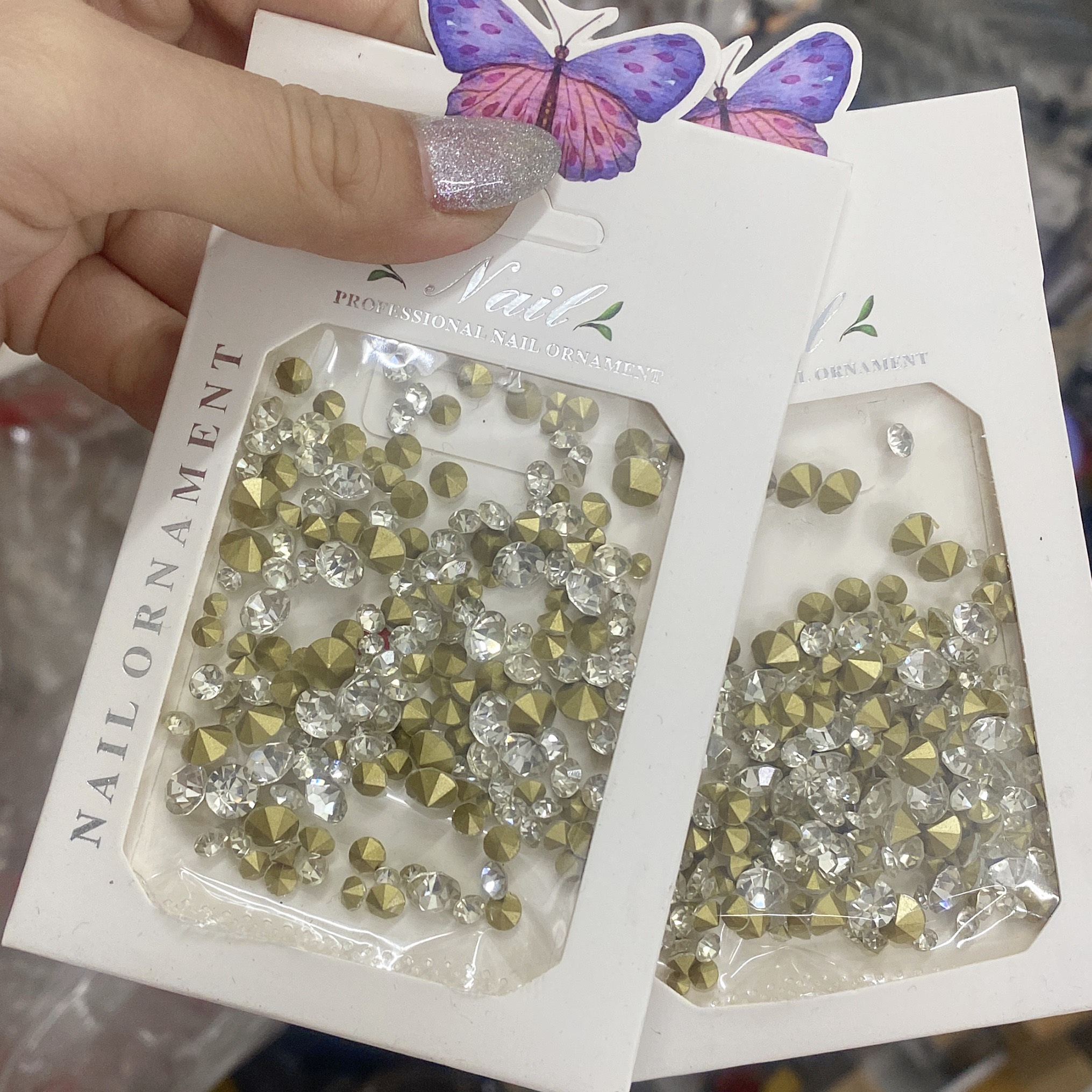 Đá làm bông ,đá chân nhọn mix size ,đá trắng - mini nails