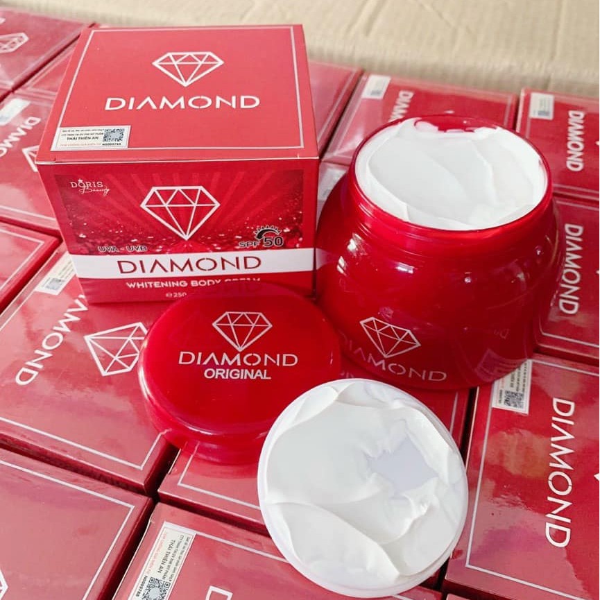 Kem Body Dưỡng Trắng Ngọc Trinh Diamond White siêu trắng hàng chính hãng giá rẻ