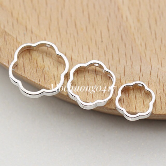 Charm bạc - bông hoa - mh146