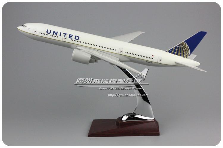 Mô hình máy bay boeing 777-200 united airlines tỉ lệ 1:200