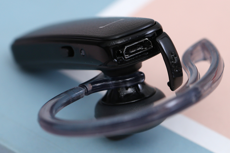 Tai nghe Bluetooth Samsung MG900E Trắng