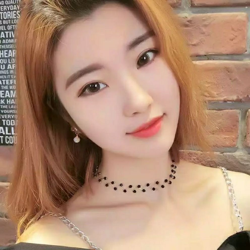 Choker vòng cổ đính ngọc/pha lê