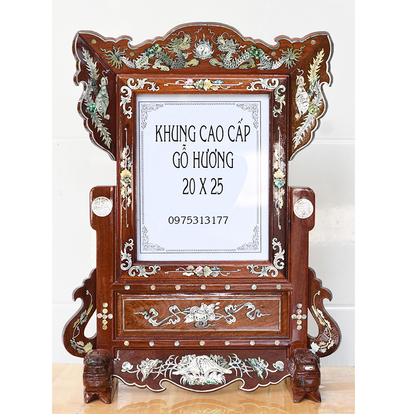 Khung hình thờ gỗ hương đẹp 20 x 25