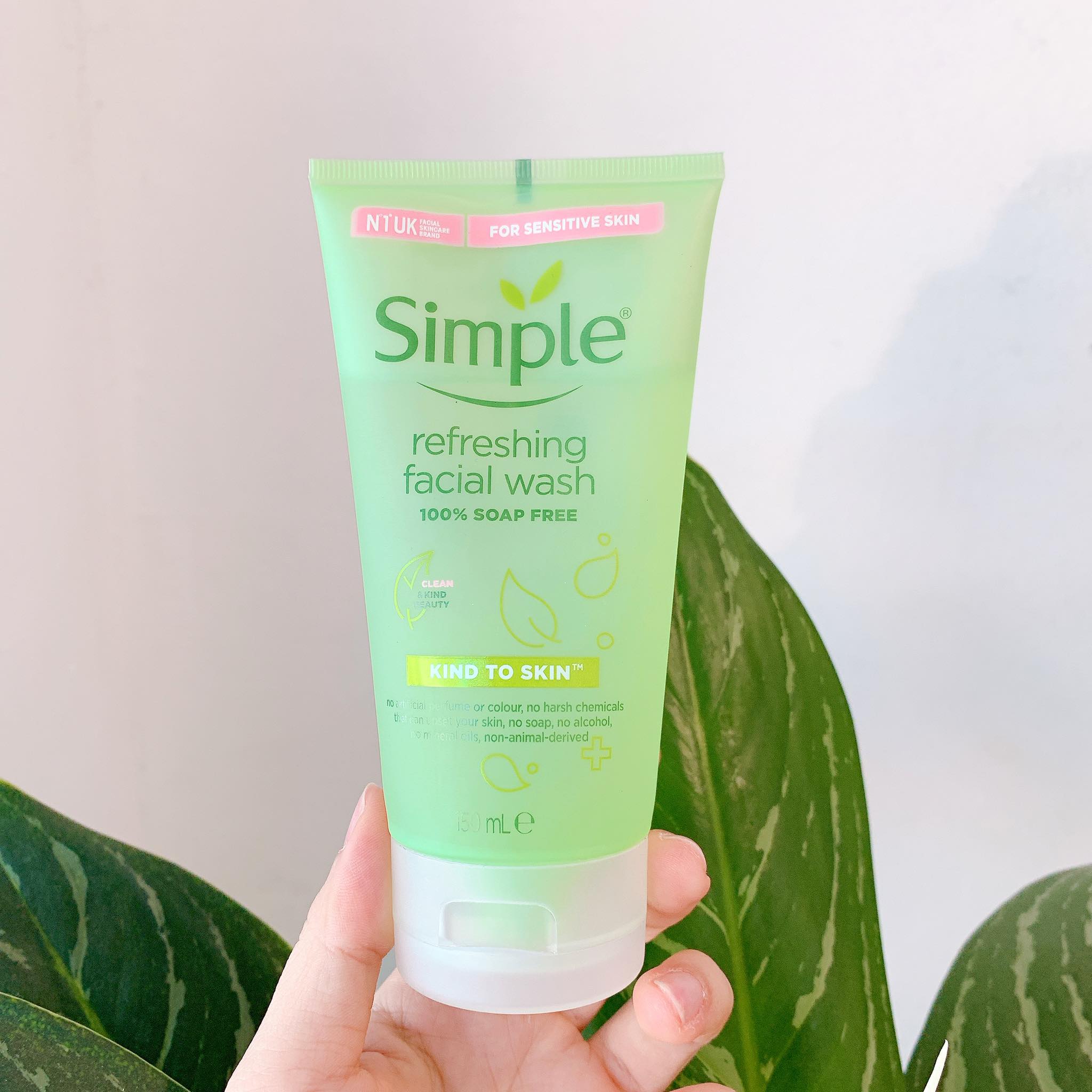 Sữa rửa mặt simple gel kind to skin refreshing facial wash gel 150ml_anna89_store