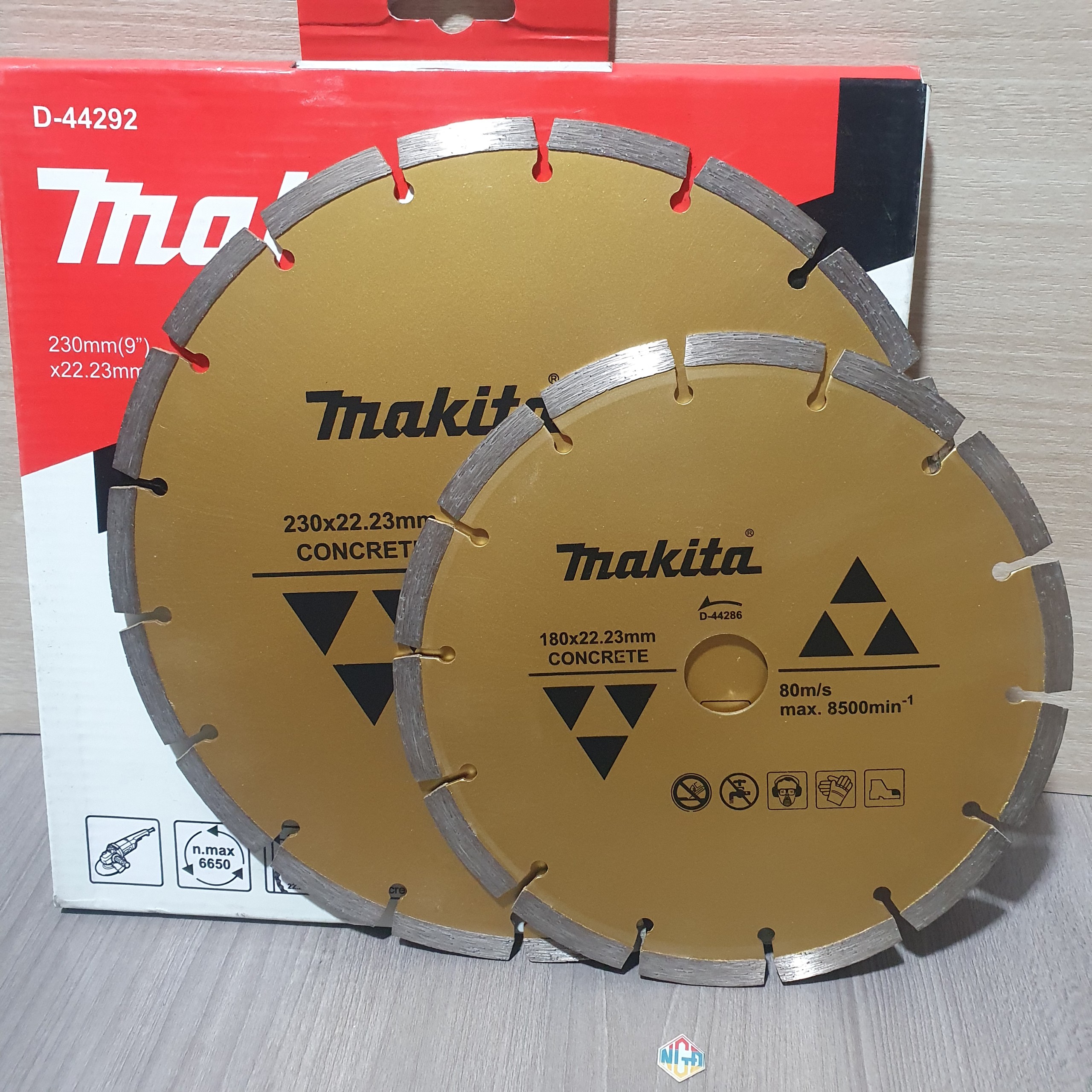 Lưỡi cắt bê tông, gạch, đá 230mm- 180MM Makita D-44292- D-44286