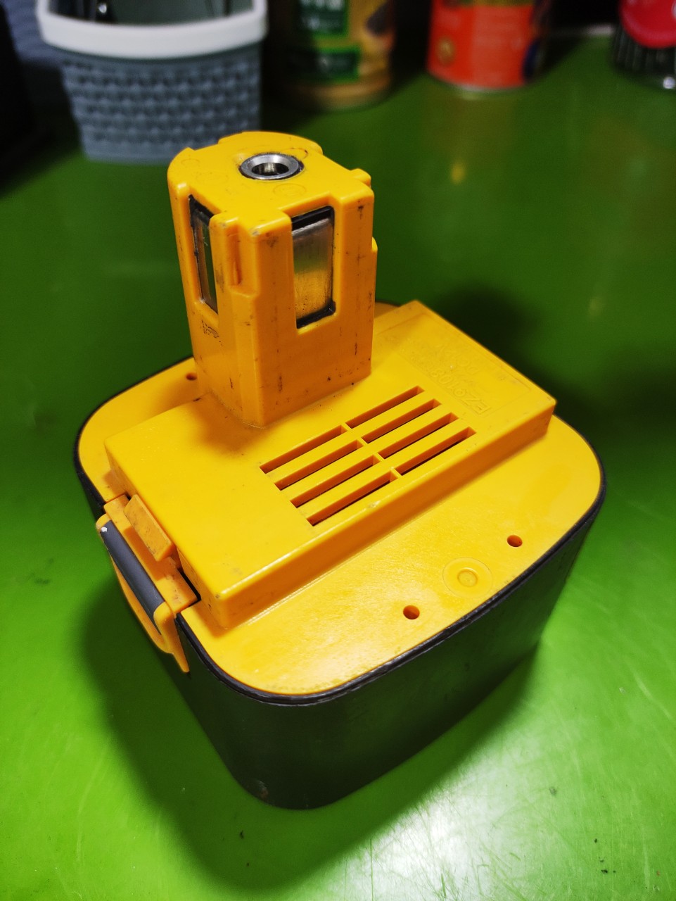 Pin national 12v lên lion sạc 3s adapter 220v