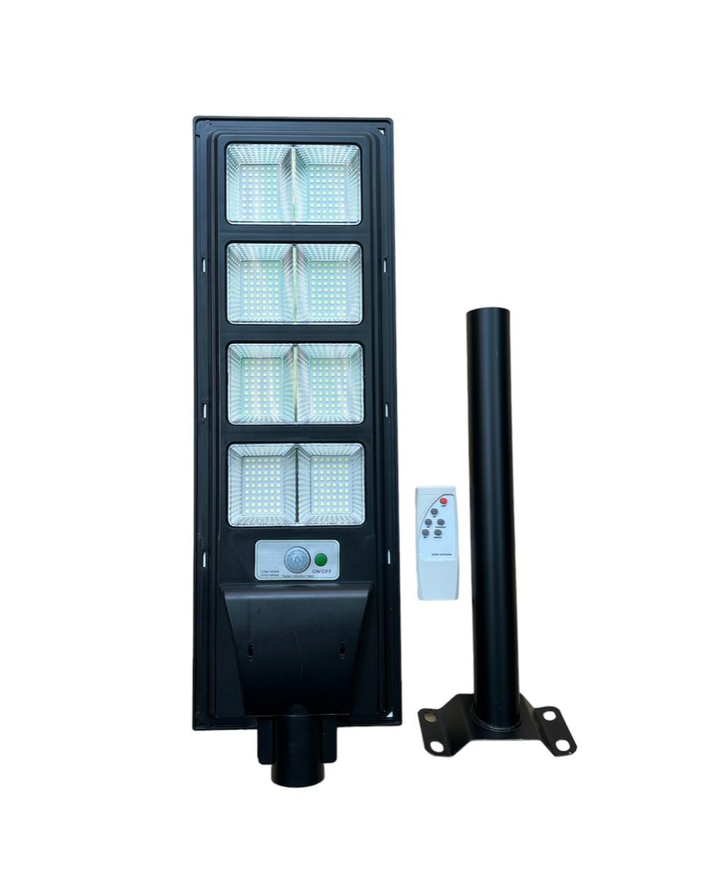 Đèn năng lượng mặt trời 200W sáng trắng
