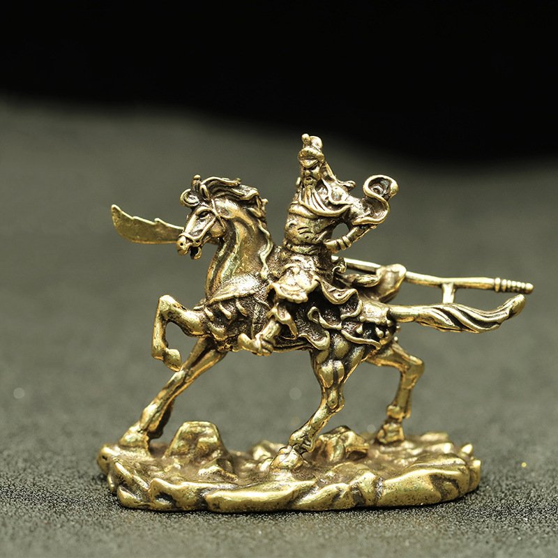 Tượng Nhỏ Bằng Đồng Hình Quan Công Cưỡi Ngựa Cầm Đao (Kích Thước: 6.0 x 5.1cm)