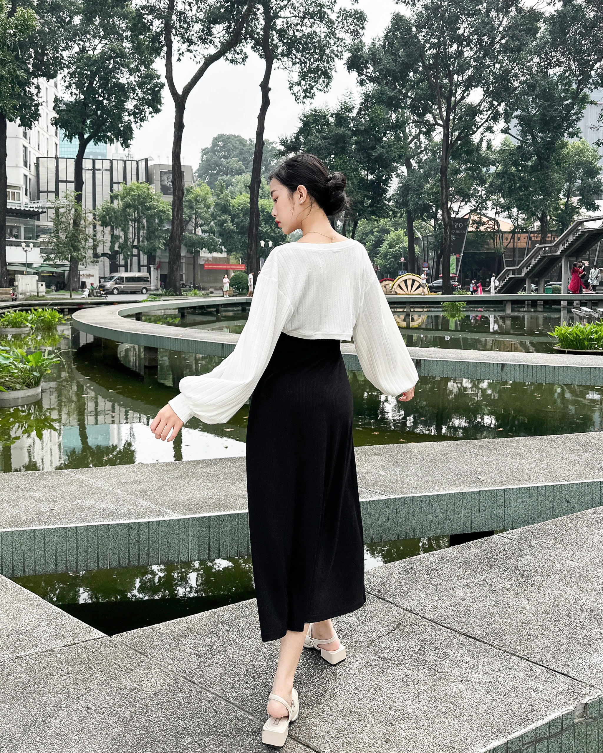 Zareen | áo cardigan croptop basic zareen car08 - trắng