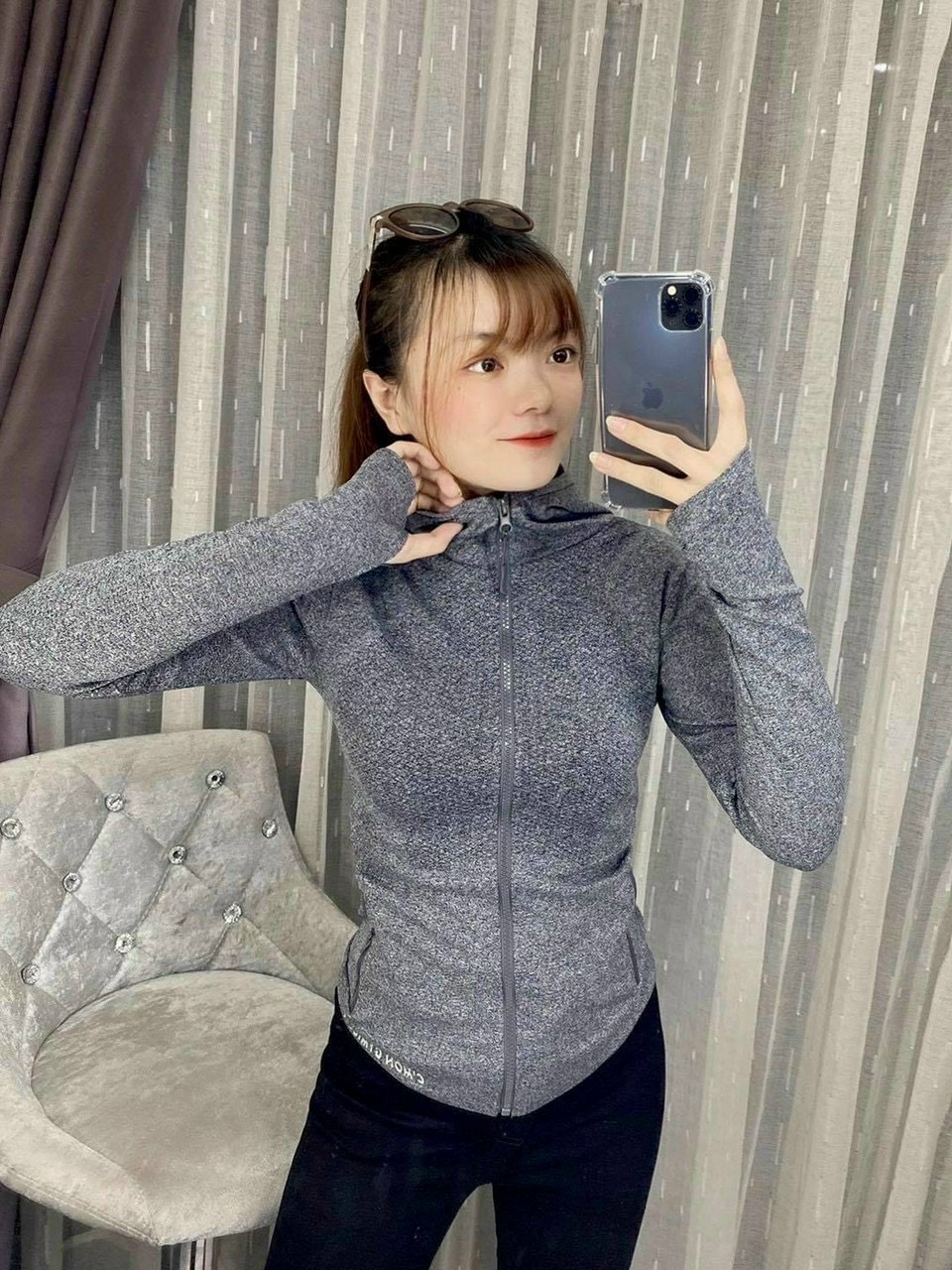Áo khoác c'mon gymicon có túi kéo khóa thể thao nữ