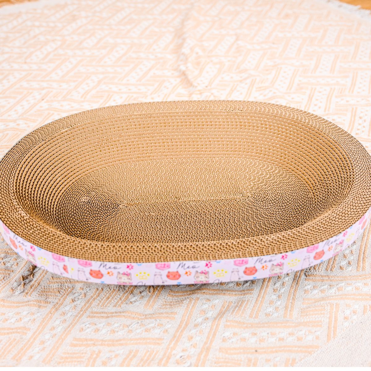 Bàn cào móng cho mèo, ổ nằm cho mèo hình elip size 53cm